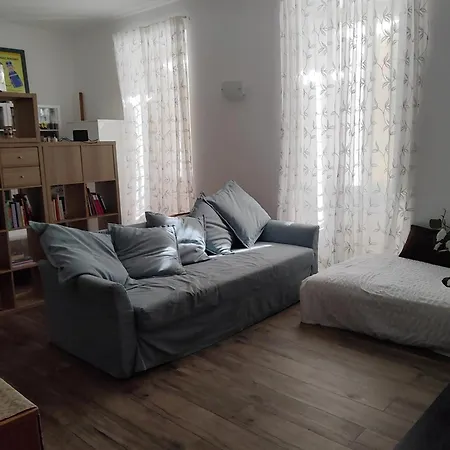 Vatican's Apartman *